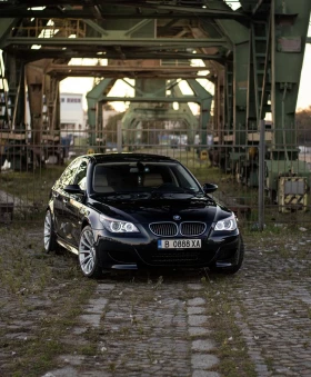     BMW M5 530