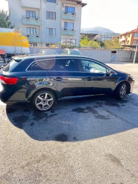 Обява за продажба на Toyota Avensis 2.2 D4D ~13 600 лв. - изображение 3