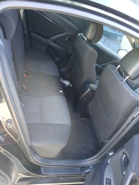 Toyota Avensis - 2200 € / 4302.83 лв. - 20423024 7