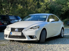 ����� �� �������� �� Lexus IS 300 h