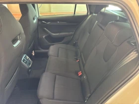 Skoda Octavia 2.0 TDI Sportline Navi HeadUp - 19695 € - 63849761 6