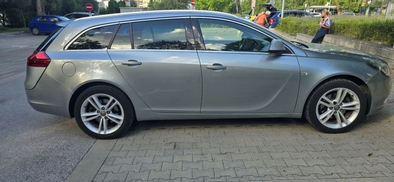 Opel Insignia, снимка 4 - Автомобили и джипове - 47334929