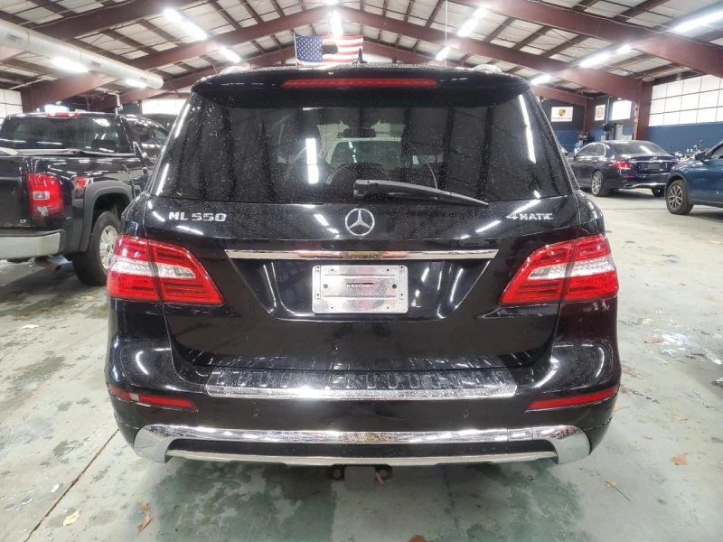 Mercedes-Benz ML 550 4MATIC* AMG PACKET* , снимка 6 - Автомобили и джипове - 48120041