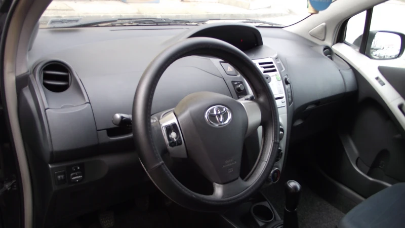 Toyota Yaris 1.4.d.90.k.c.4.100 km.НОВА., снимка 10 - Автомобили и джипове - 49479276