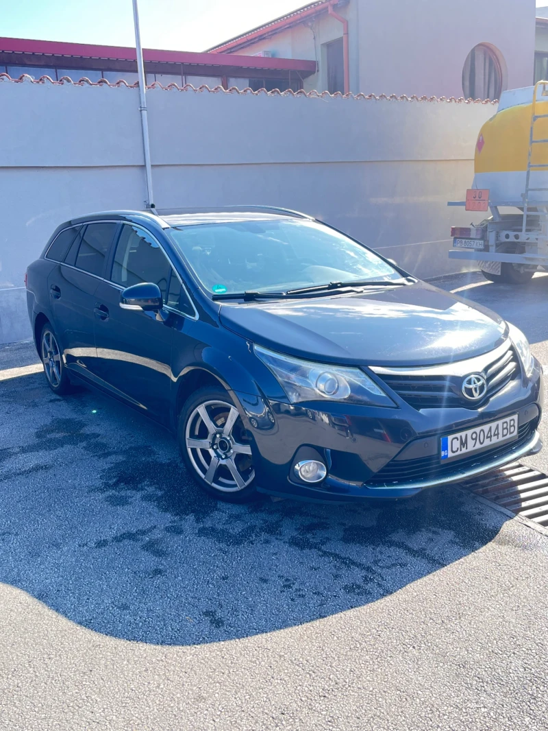 Toyota Avensis 2.2 D4D, снимка 5 - Автомобили и джипове - 52284706
