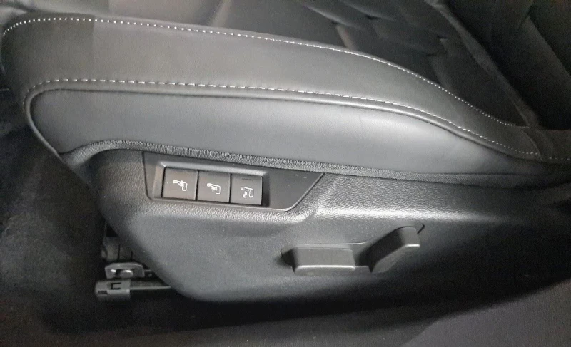 DS DS 3 НОВ!/OPERA/156HP/CAM/HUD/KLESS/FWD/BSA/LED/920f, снимка 14 - Автомобили и джипове - 52333552