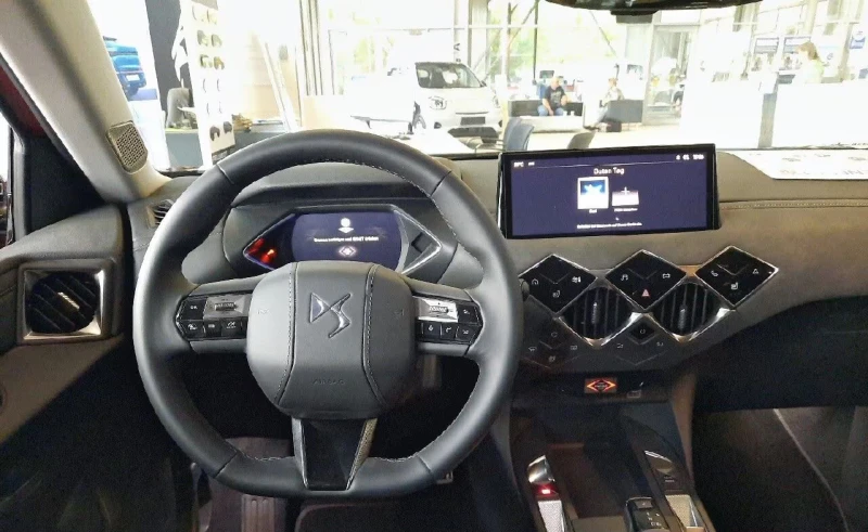 DS DS 3 НОВ!/OPERA/156HP/CAM/HUD/KLESS/FWD/BSA/LED/920f, снимка 10 - Автомобили и джипове - 52333552