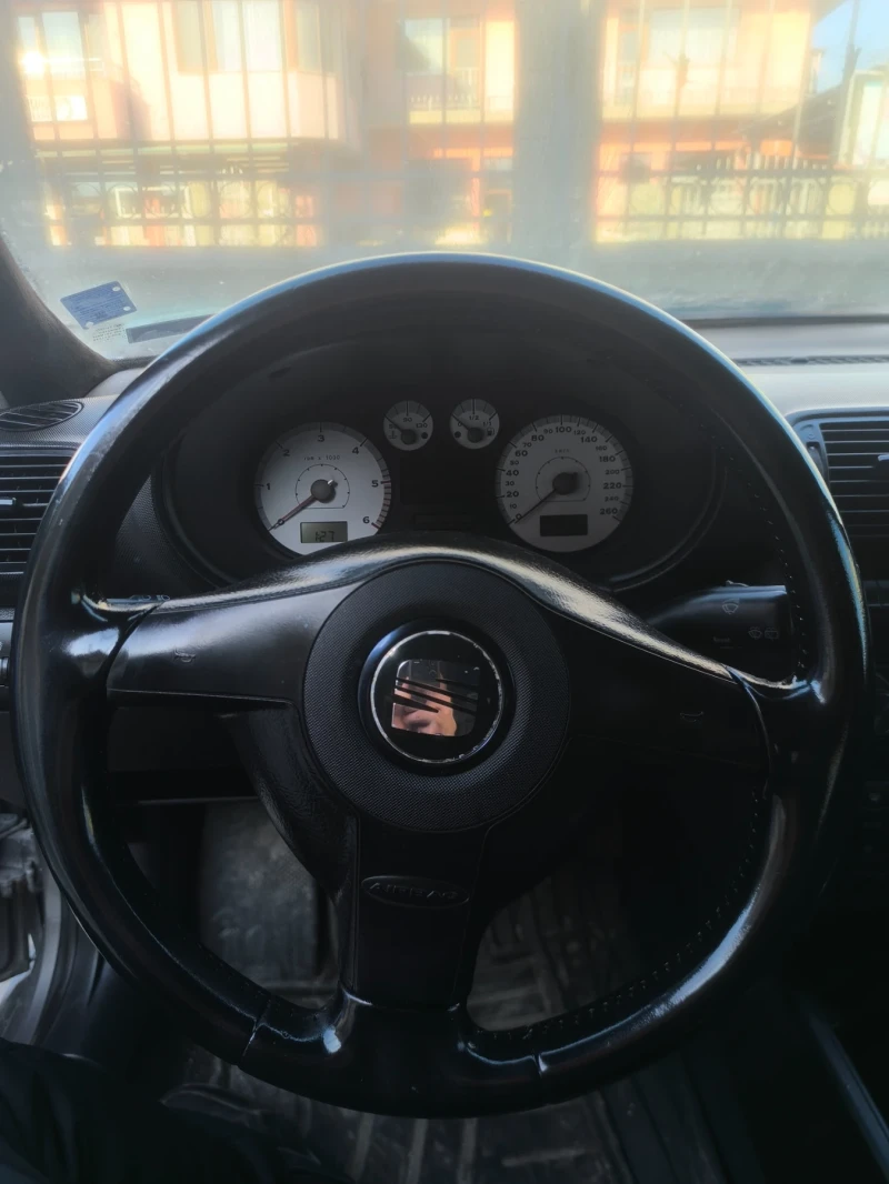 Seat Leon, снимка 6 - Автомобили и джипове - 52857904