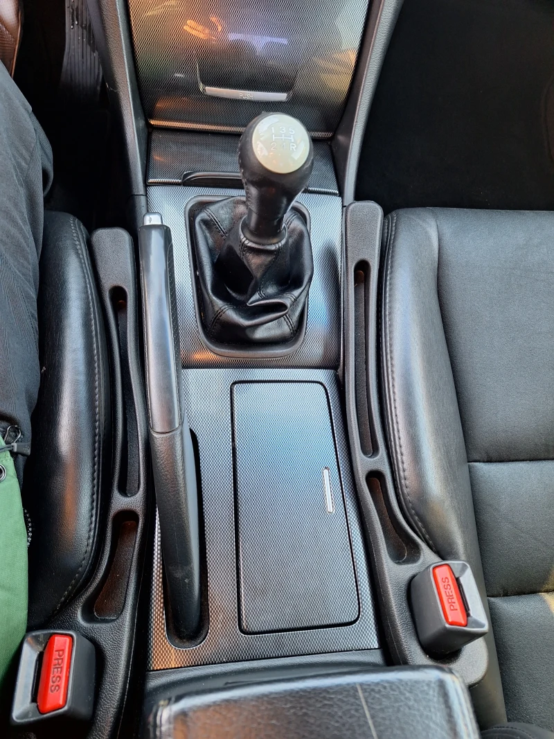 Honda Accord, снимка 8 - Автомобили и джипове - 53045694