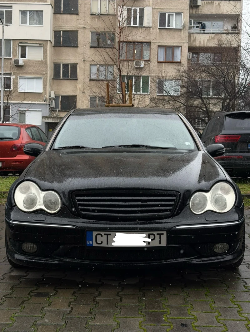 Mercedes-Benz C 200 Kompressor, снимка 1 - Автомобили и джипове - 53304539