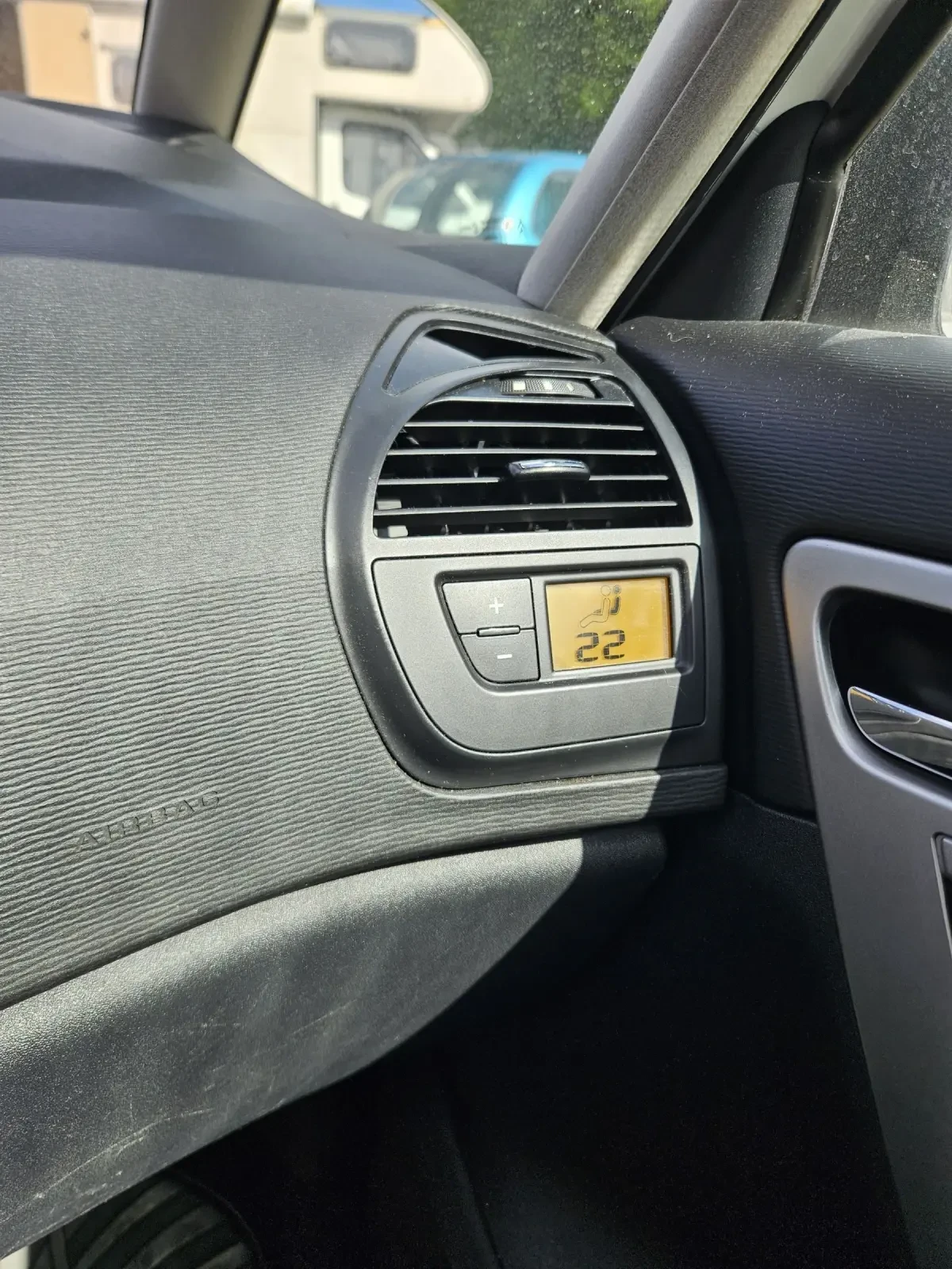 Citroen C4 Picasso 1.6 HDI Панорама, 7места - изображение 10