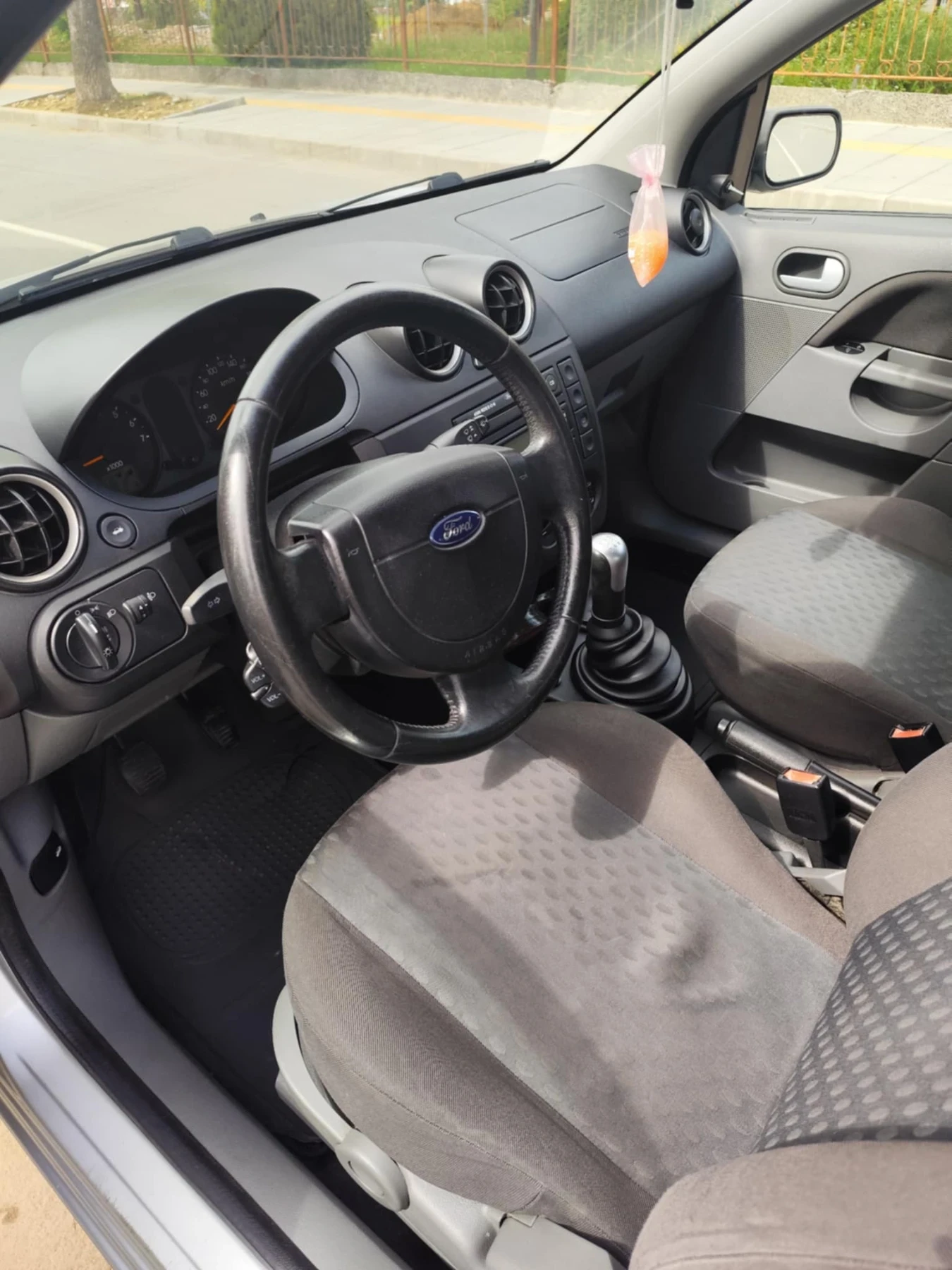 Ford Fiesta  - изображение 6