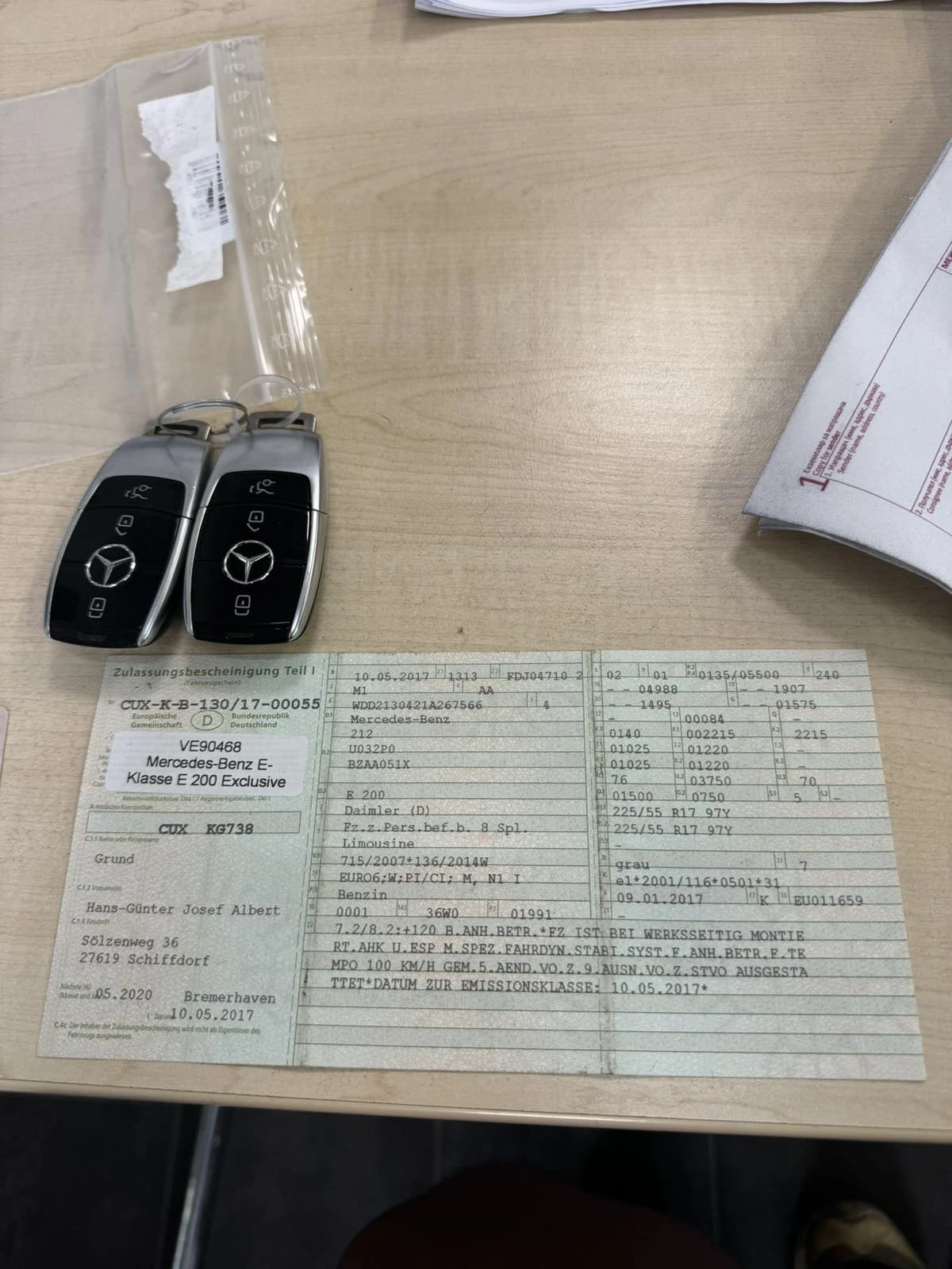 Mercedes-Benz E 200 Executive 33000km, снимка 15 - Автомобили и джипове - 53200801