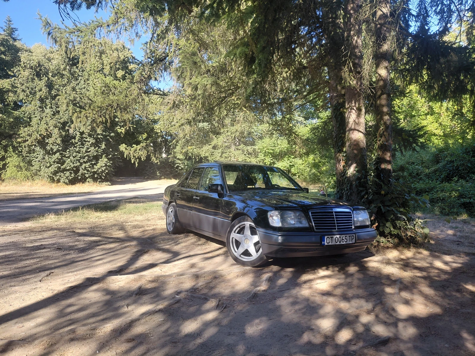 Mercedes-Benz E 320 Sport line, снимка 3 - Автомобили и джипове - 53200801