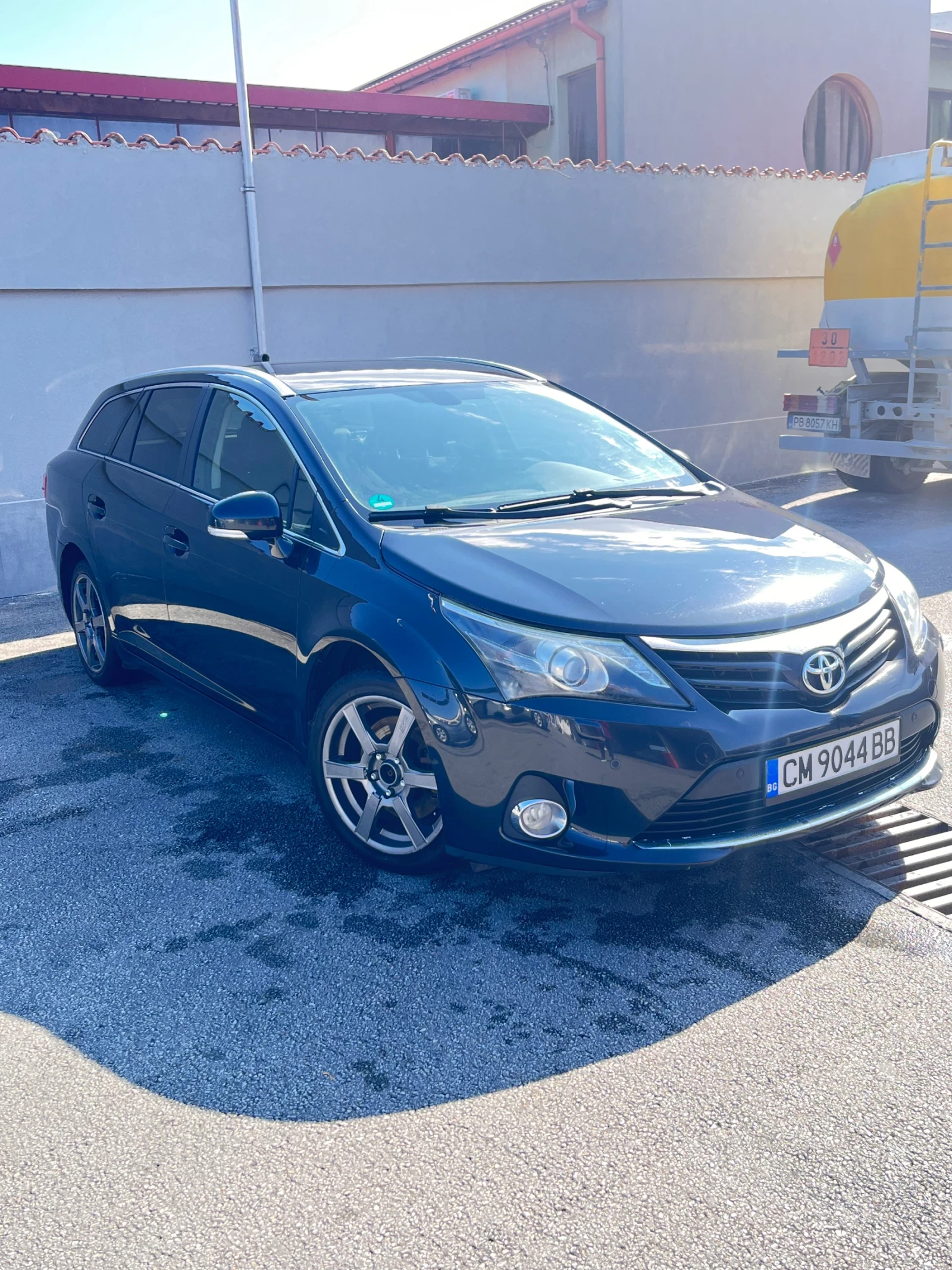 Toyota Avensis 2.2 D4D - изображение 5