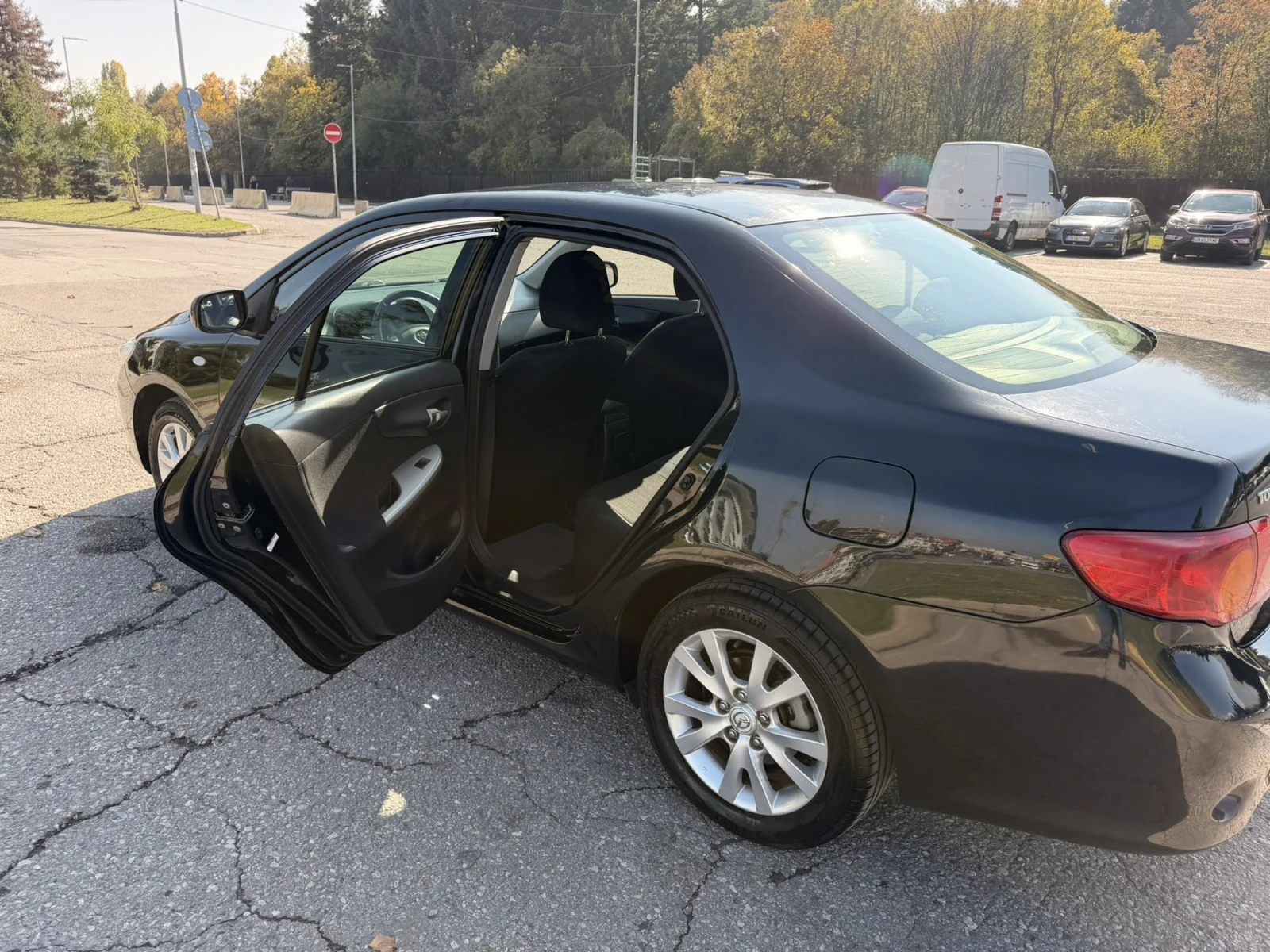 Toyota Corolla  - изображение 8