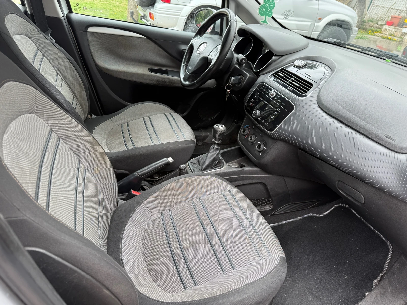 Fiat Punto Evo* 1.4i* , снимка 10 - Автомобили и джипове - 54078212