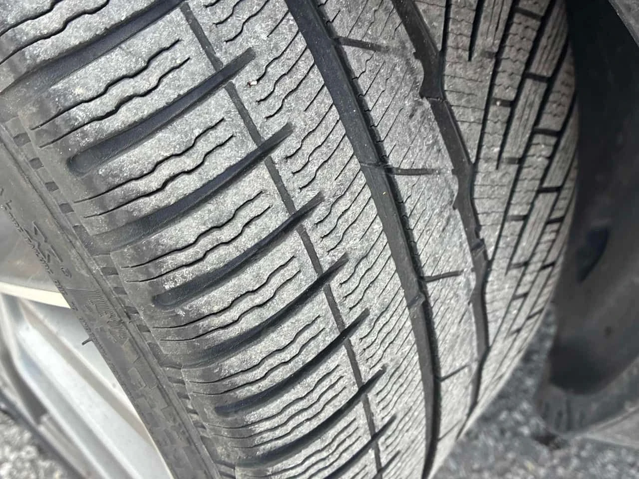 Audi A4 Progressiv / DISTRONIC / CAMERA / LED , снимка 14 - Автомобили и джипове - 54279497