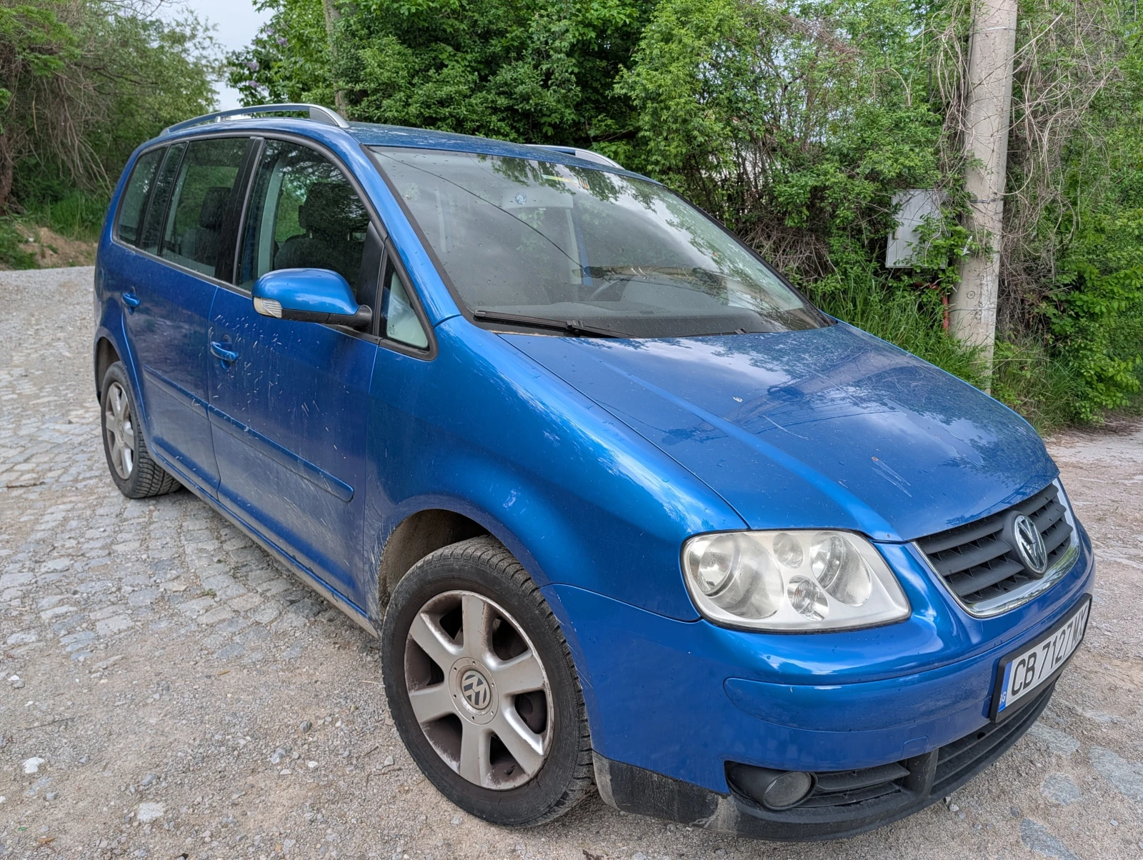 VW Touran, снимка 3 - Автомобили и джипове - 54526498