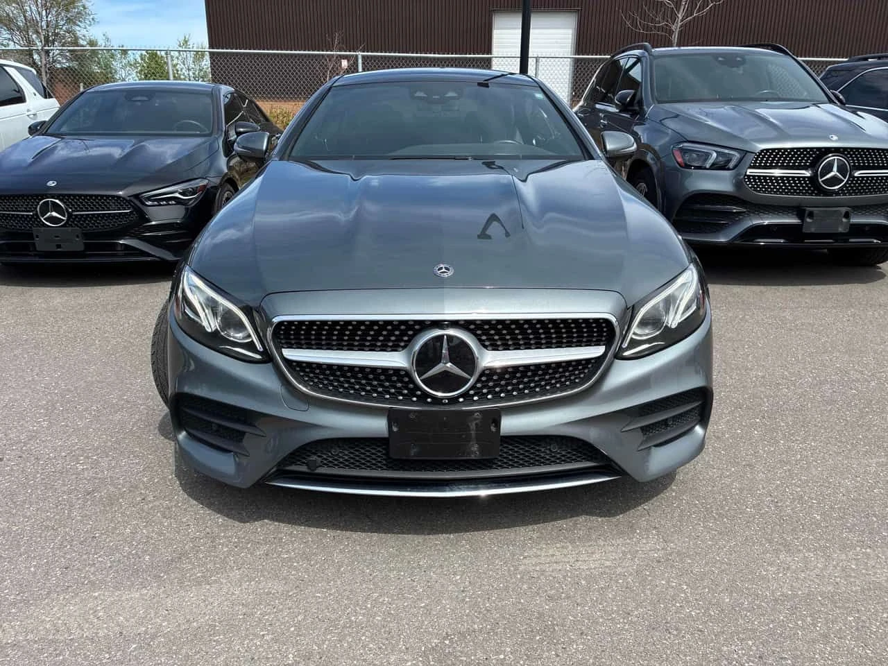 Mercedes-Benz E 400 4MATIC Coupe  CARFAX, снимка 6 - Автомобили и джипове - 54663345