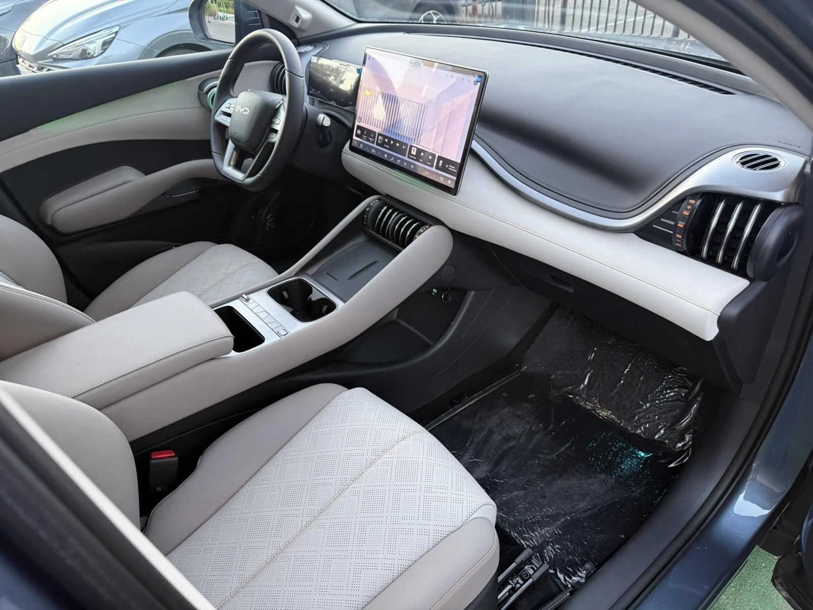 BYD Atto3 EVO Design 74.8 kWh ���������� ������ ������� | Mobile.bg � ����������� 14