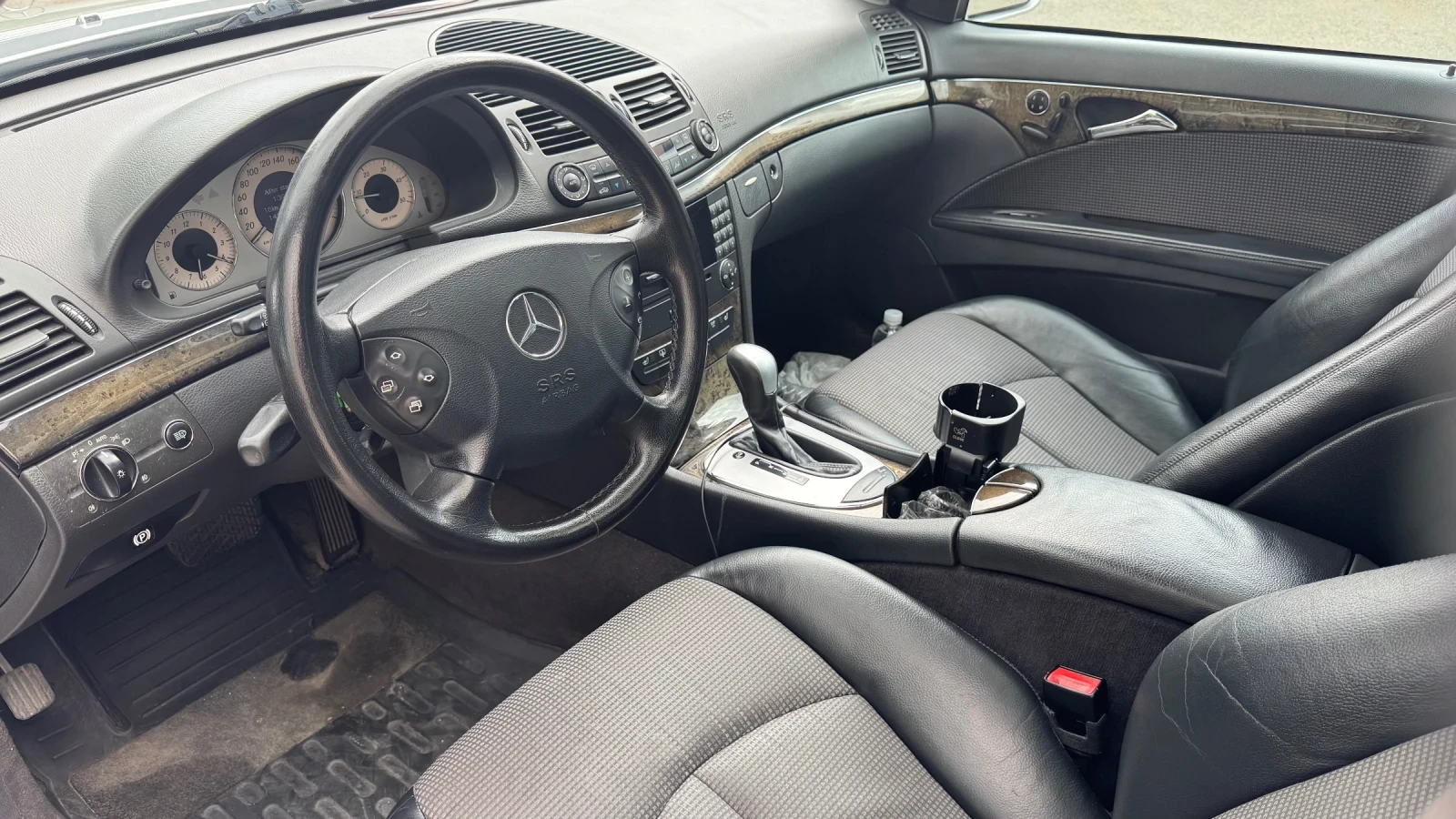 Mercedes-Benz E 270 2.7, снимка 5 - Автомобили и джипове - 54893451