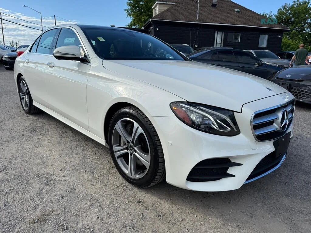 Mercedes-Benz E 400 4MATIC/AMG LINE/LANE DEPARTURE/DRIVER ASSIST, снимка 3 - Автомобили и джипове - 55175659