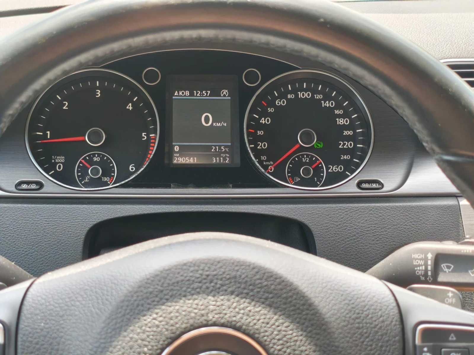 VW Passat, снимка 8 - Автомобили и джипове - 55261411