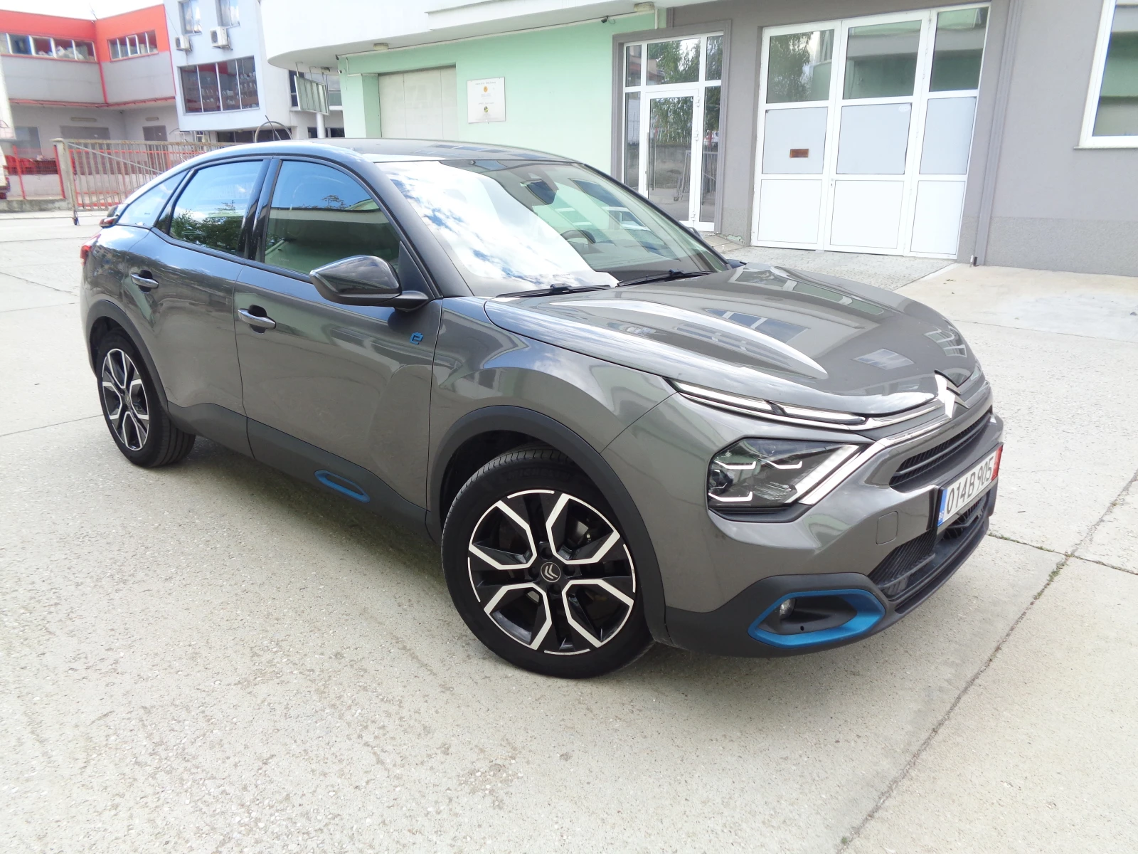 Citroen C4 E-C4-FEEL PACK-50KWh-136PS-BARTER-LIZING, снимка 9 - Автомобили и джипове - 55595925