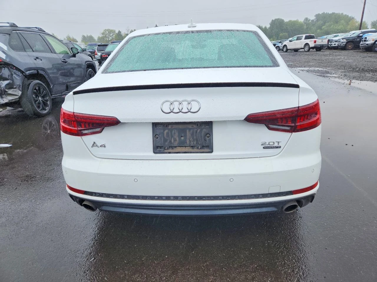 Audi A4 2.0l Premium Plus, снимка 6 - Автомобили и джипове - 56086338