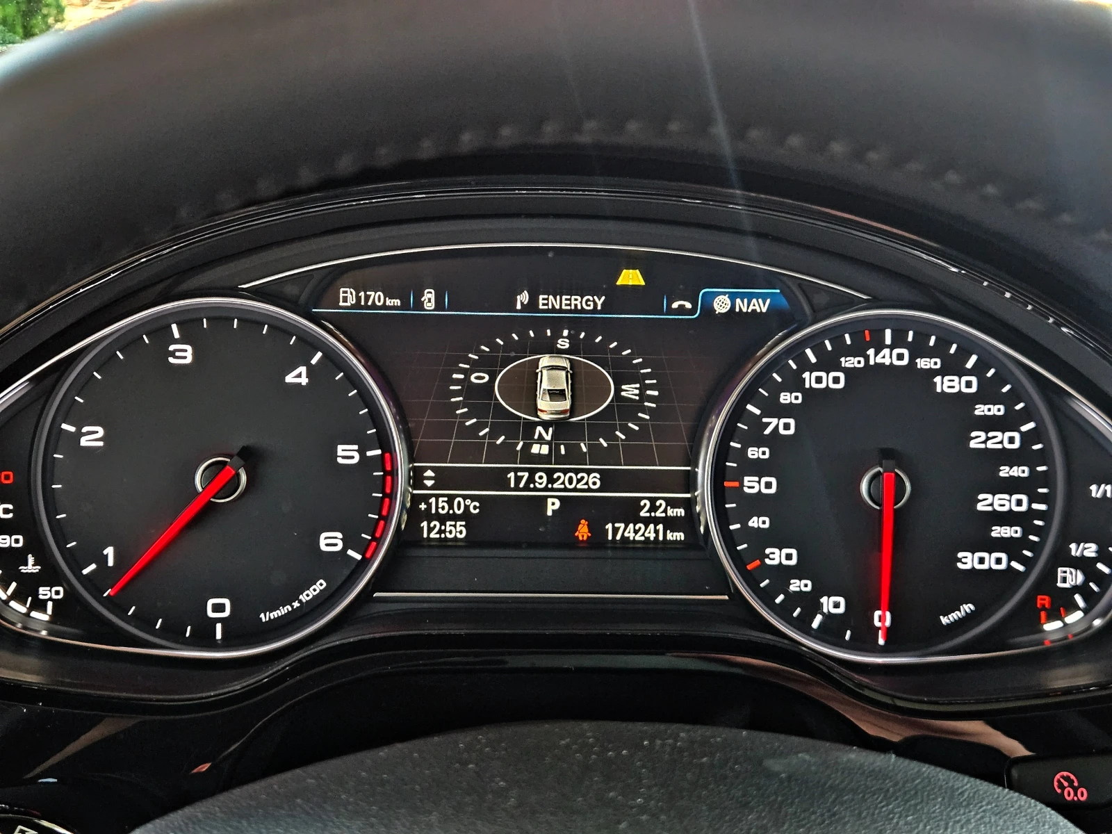 Audi A8 L/МАTRIX/DISTR/HUD/CAMERA/ВАКУУМ/ПОДГРЕВ/ПАМЕТ/LIZ, снимка 9 - Автомобили и джипове - 56117829