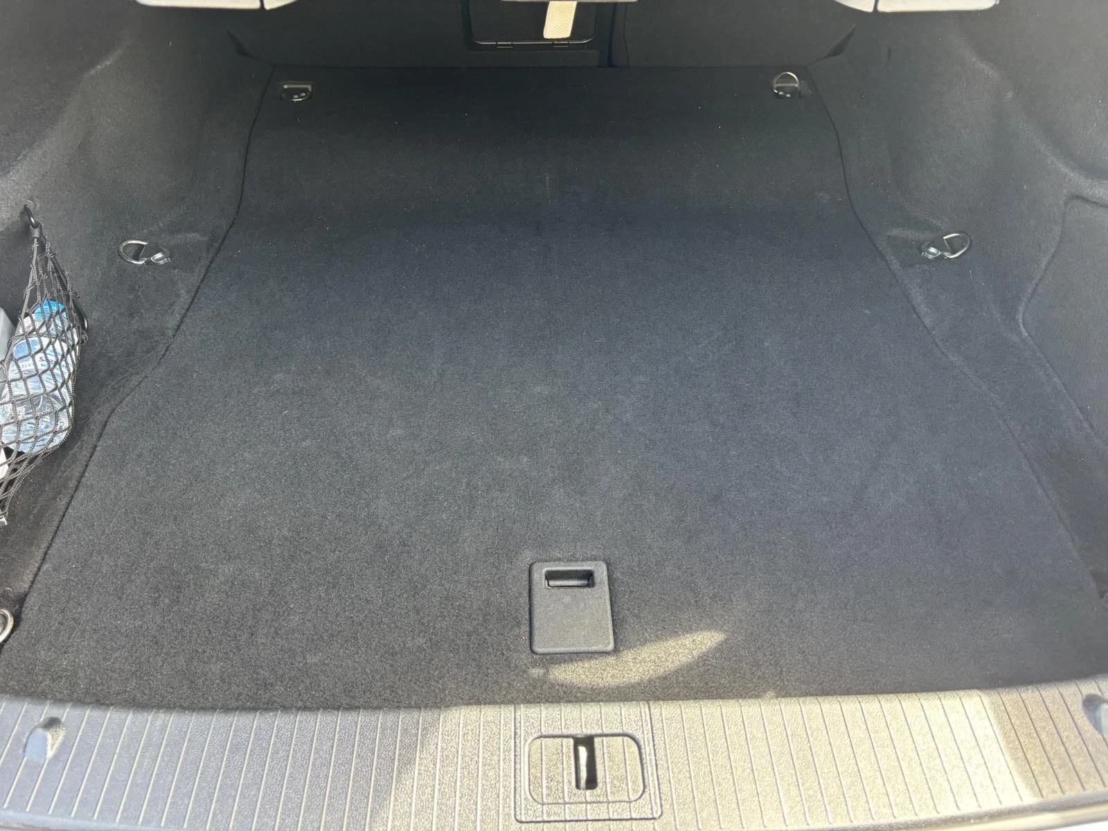 Mercedes-Benz E 200, снимка 10 - Автомобили и джипове - 56222875