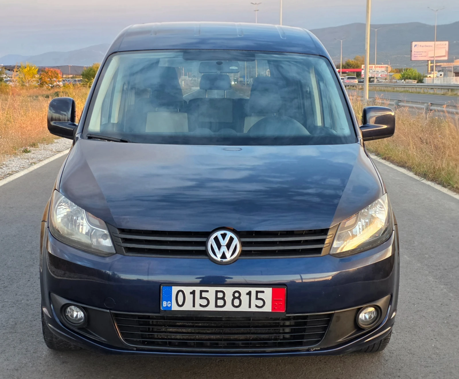 VW Caddy 2.0TDI 140ks, снимка 3 - Автомобили и джипове - 56331379