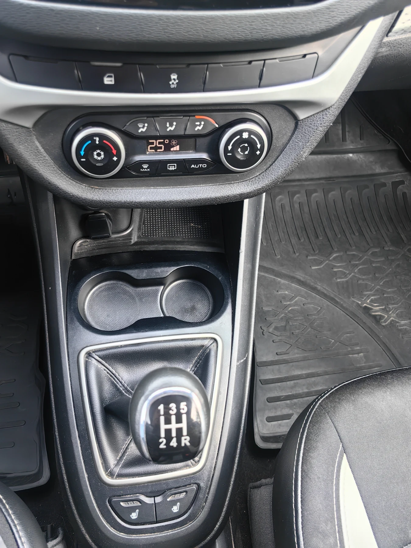 Lada Vesta CROSS 1.6 ������, 106��, �������  | Mobile.bg � ����������� 17