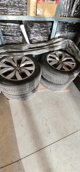 VW Touareg R-LINE/PANORAMA/IQ LED MATRIX | Mobile.bg    13