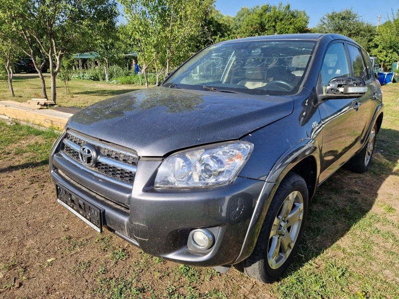 Toyota Rav4, снимка 3 - Автомобили и джипове - 47430003