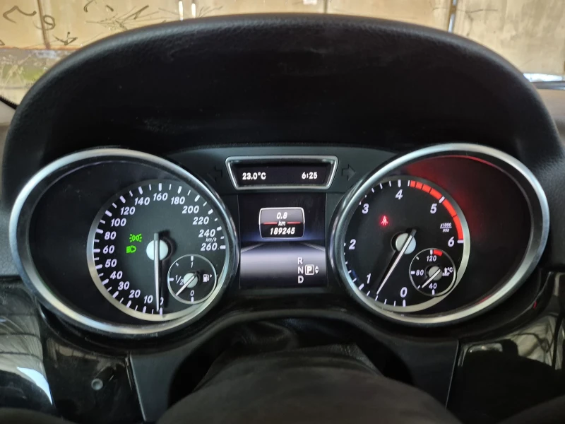 Mercedes-Benz ML 350 AMG-pak, снимка 12 - Автомобили и джипове - 48754266