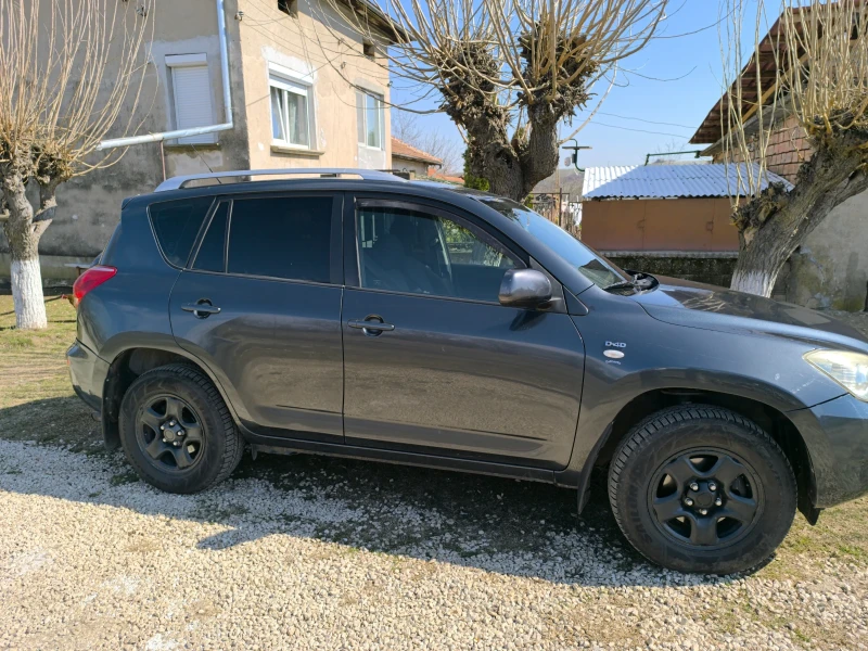 Toyota Rav4, снимка 3 - Автомобили и джипове - 49414380