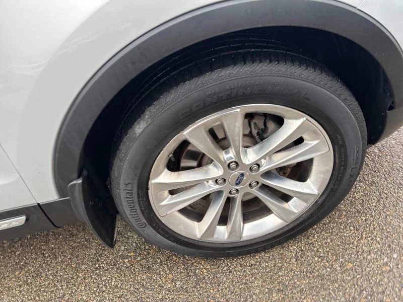 Ford Explorer * XLT * CARFAX * БЕЗ ПЪРВОНАЧАЛНА ВНОСКА, снимка 7 - Автомобили и джипове - 52940097