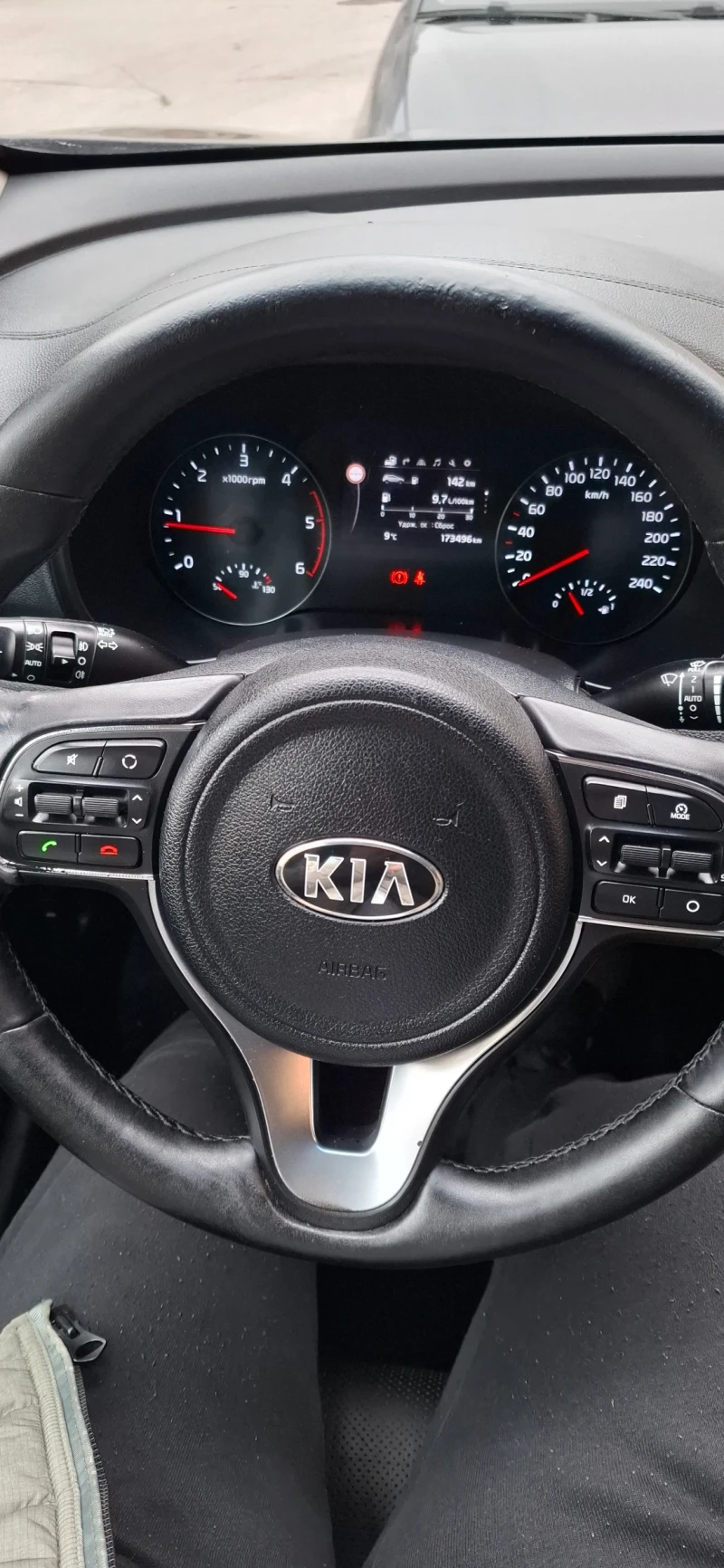 Kia Sportage 4, снимка 3 - Автомобили и джипове - 53140647
