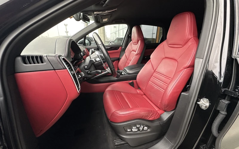 Porsche Cayenne E-Hybrid, снимка 6 - Автомобили и джипове - 53234966