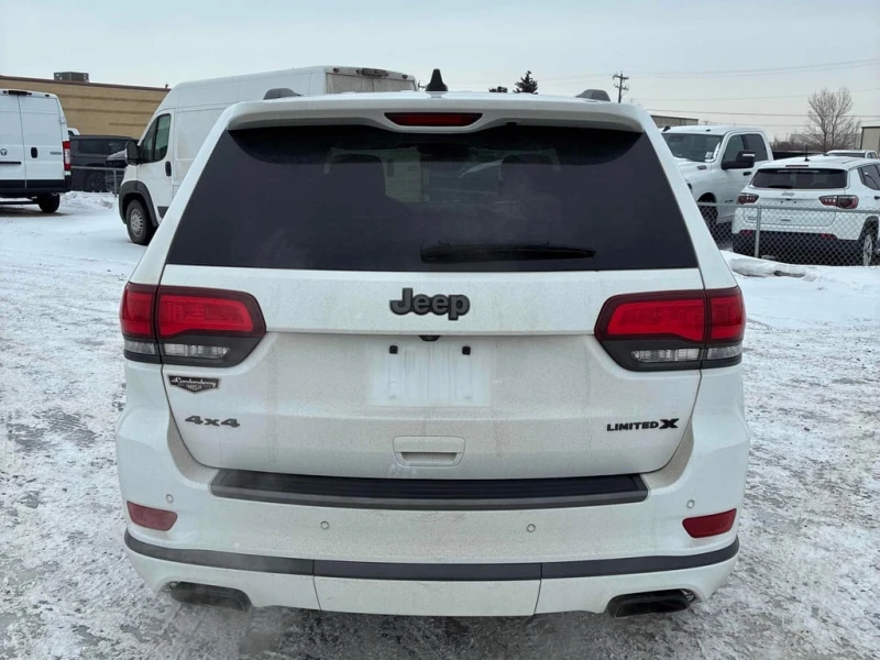 Jeep Grand cherokee / Limited X / DISTRONIC / PANO / ПОДГРЕВИ / CARFAX, снимка 4 - Автомобили и джипове - 53336817