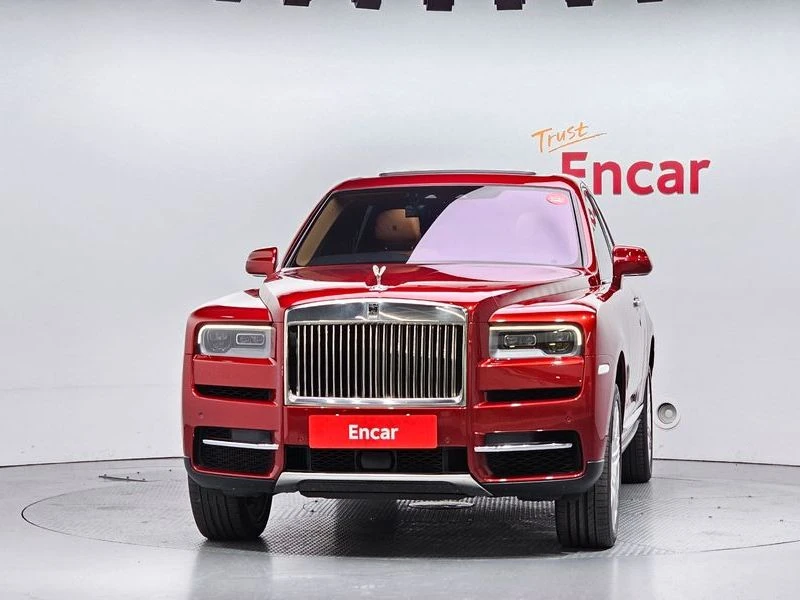 Rolls-Royce Cullinan 6.7 Automatic КРАЙНА ЦЕНА: 265725 EUR, снимка 3 - Автомобили и джипове - 55966849