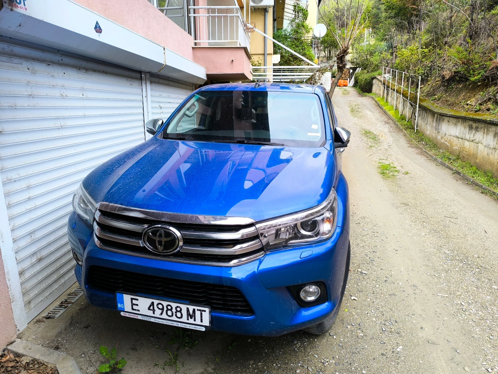 Toyota Hilux Invincible, снимка 1
