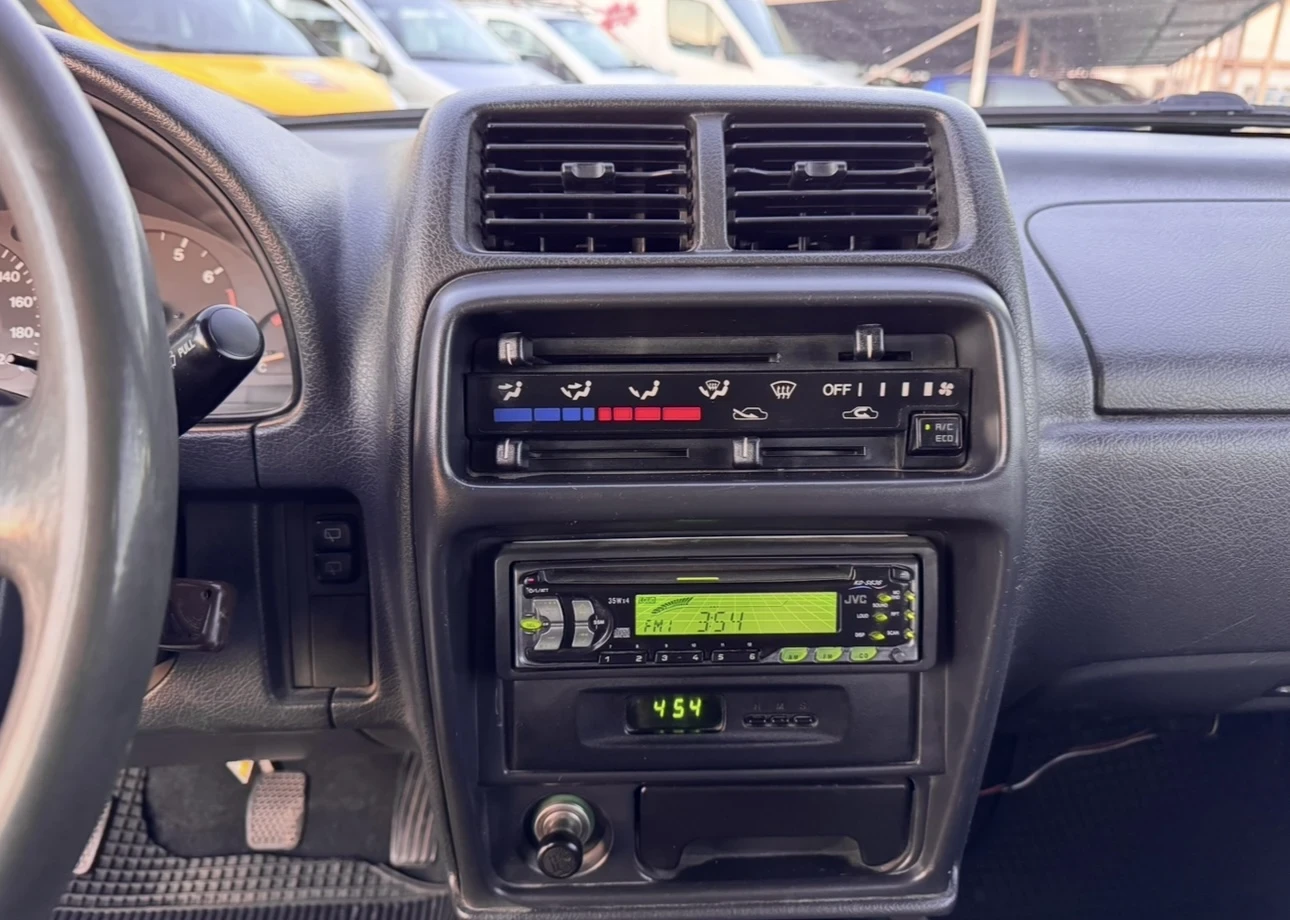 Suzuki Vitara 2.0i V6 / 4х4 / Климатик / Ел.пакет - изображение 9