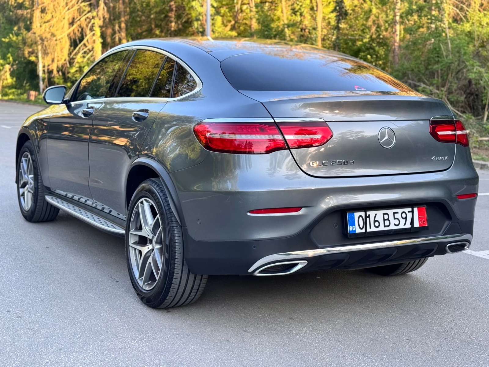 Mercedes-Benz GLC 250 4MATIC* AMG-LINE* COUPE* CAM360* 9G* FULL - изображение 5