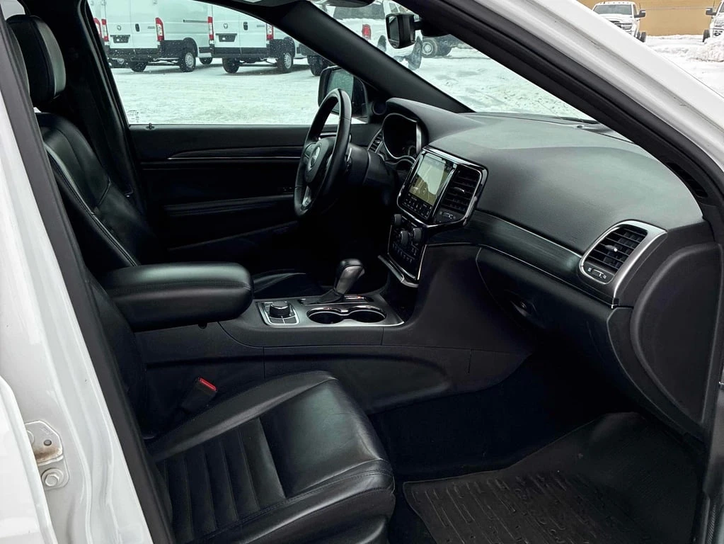 Jeep Grand cherokee / Limited X / DISTRONIC / PANO / �������� / CARFAX | Mobile.bg � ����������� 13