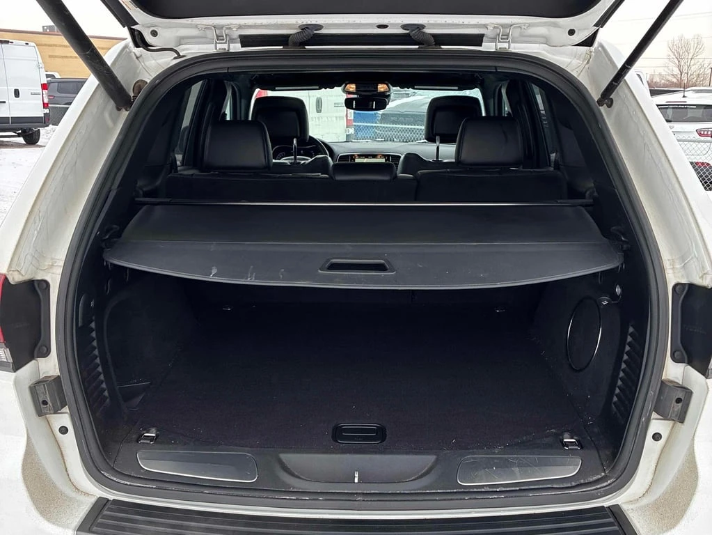 Jeep Grand cherokee / Limited X / DISTRONIC / PANO / �������� / CARFAX | Mobile.bg � ����������� 11