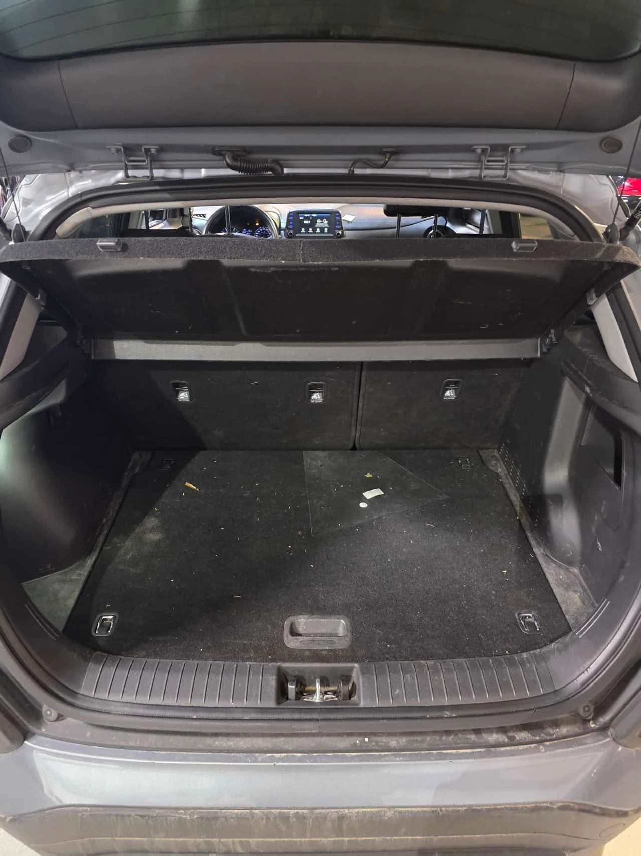 Hyundai Kona * Essential * 2 КЛЮЧА* ПОДГРЕВ* KEYLESS* , снимка 9 - Автомобили и джипове - 53868785