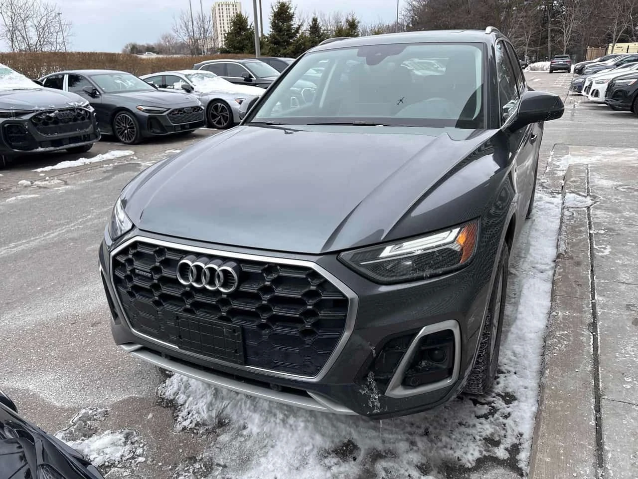 Audi Q5 * Progressiv * ПОДГРЕВИ* KEYLESS* CARFAX, снимка 6 - Автомобили и джипове - 54197322